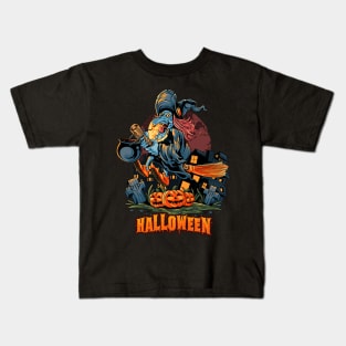 Halloween witch with pumpkin Kids T-Shirt